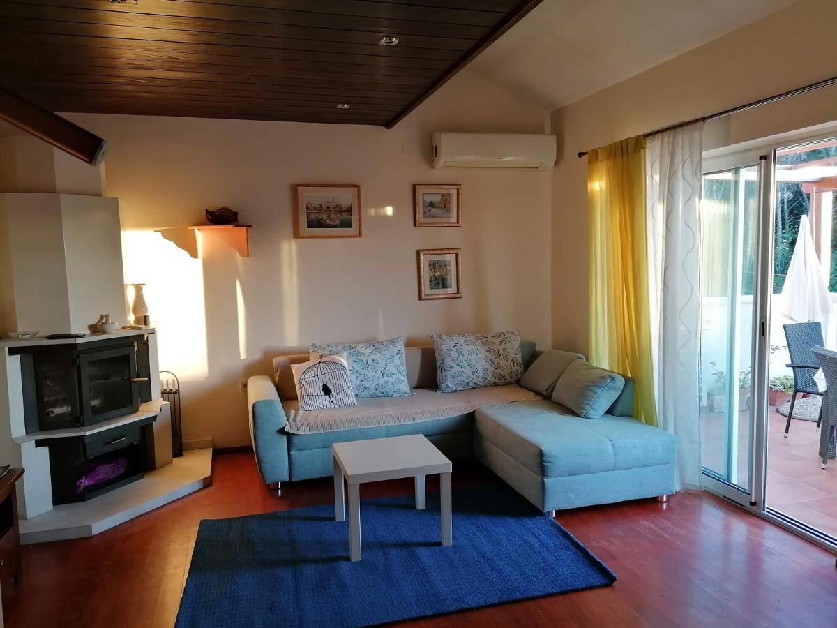 Sunshine Apartment Palit Екстер'єр фото