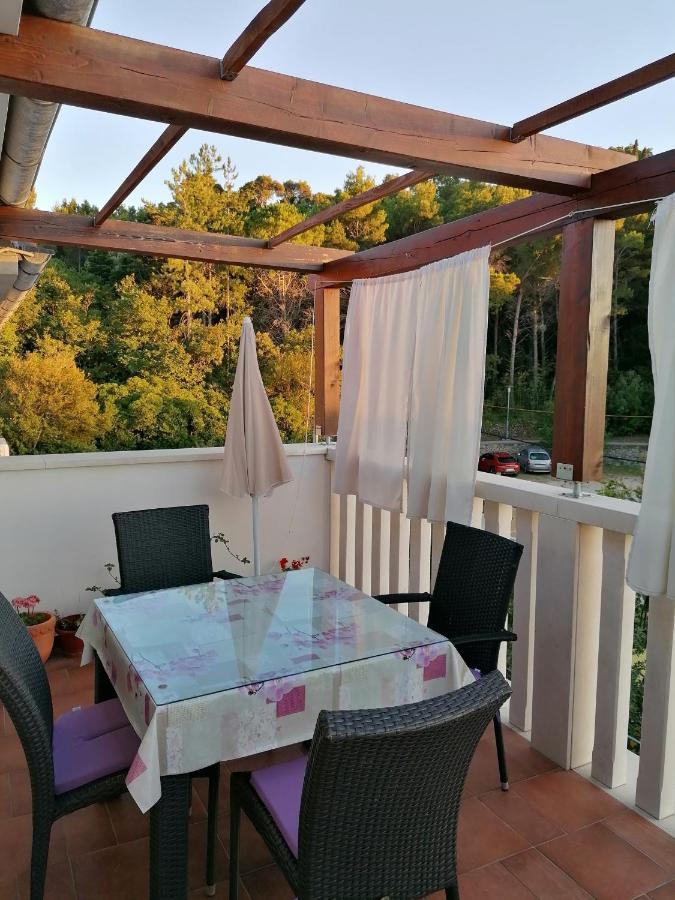 Sunshine Apartment Palit Екстер'єр фото